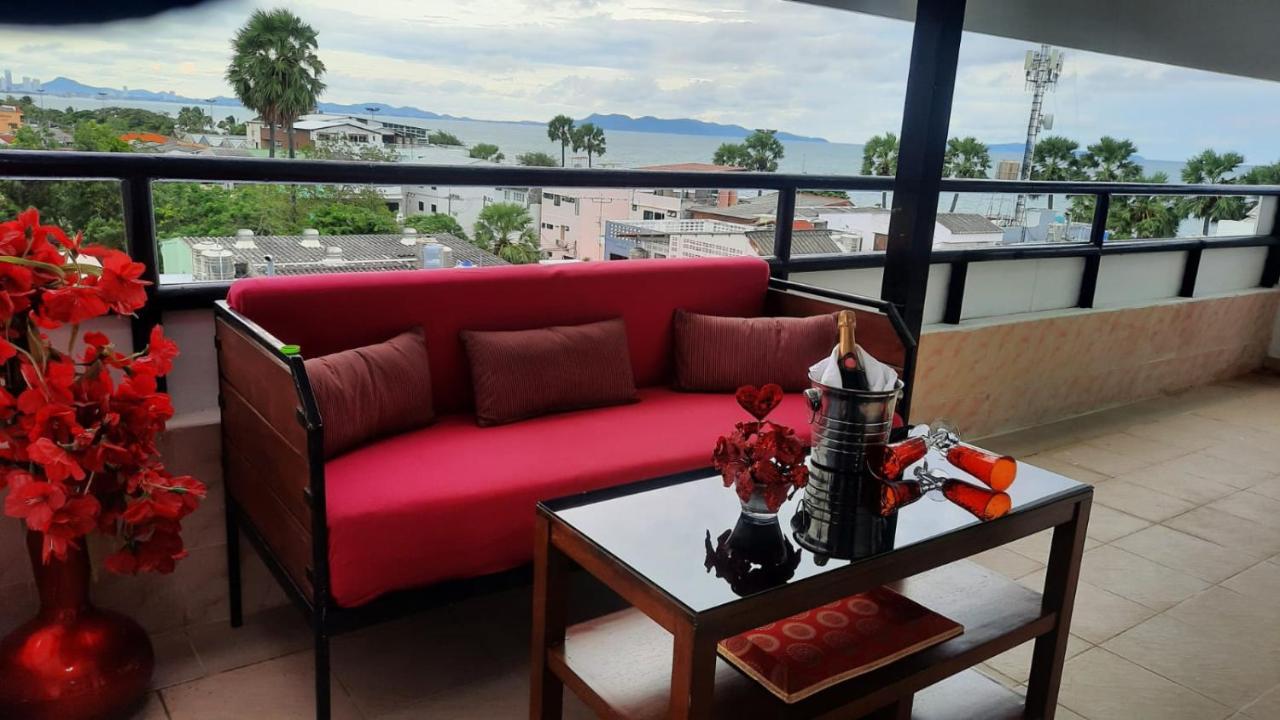 Happy Beach Jomtien Guesthouse Dış mekan fotoğraf