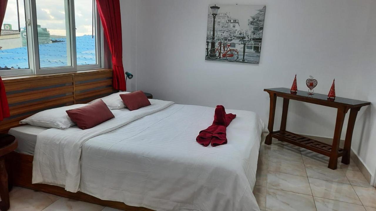 Happy Beach Jomtien Guesthouse Dış mekan fotoğraf